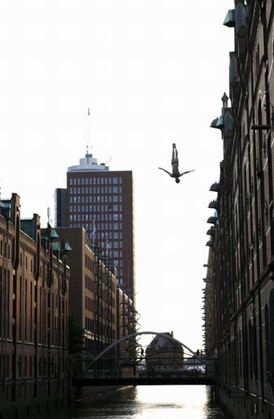      - Red Bull Cliff Diving